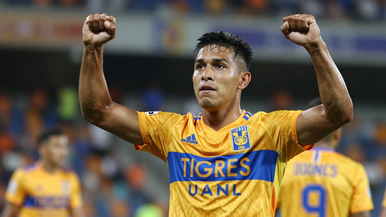 Tigres UANL llega al duelo ante Santos Laguna con una racha de ocho victorias consecutivas, mientras analiza su...