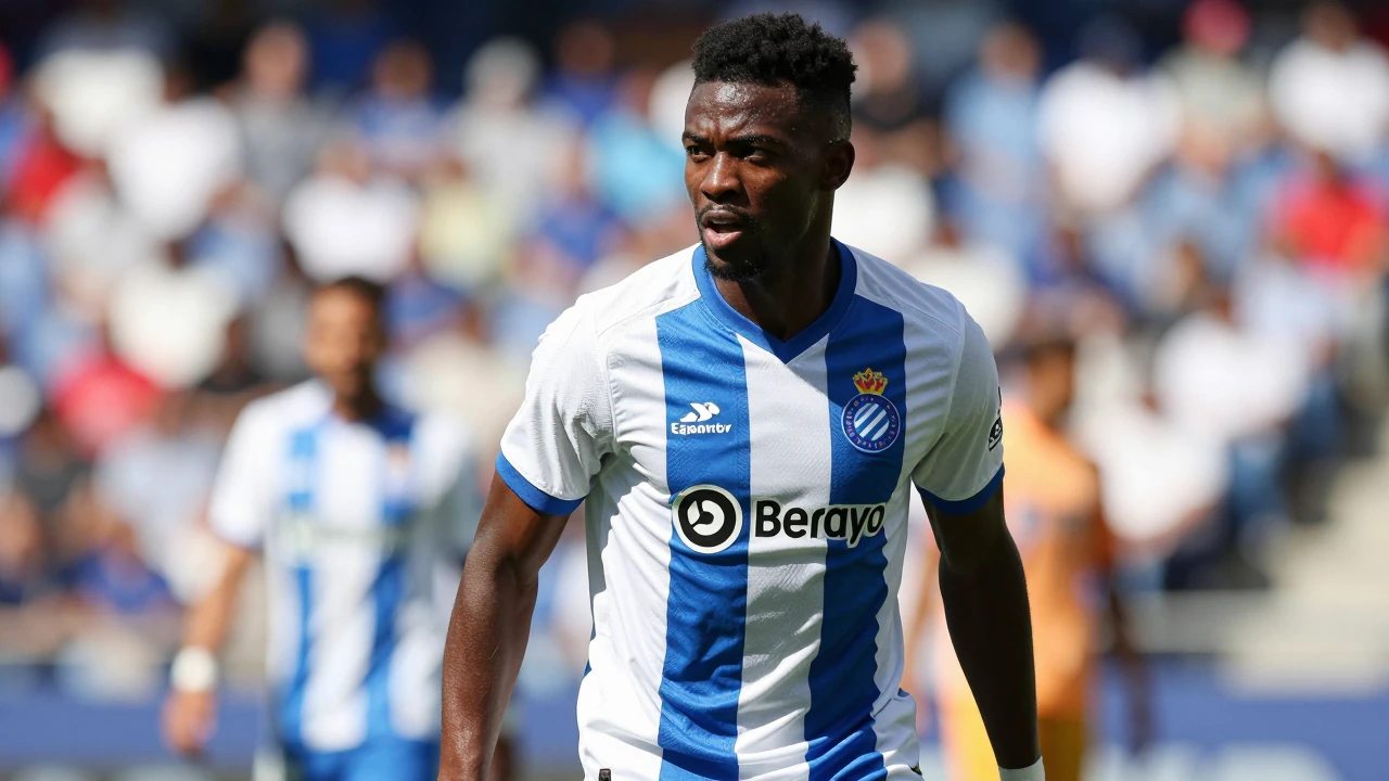 El Espanyol agiliza movimientos para reforzar la plantilla de Manolo González, con el objetivo de cerrar la nómina de...