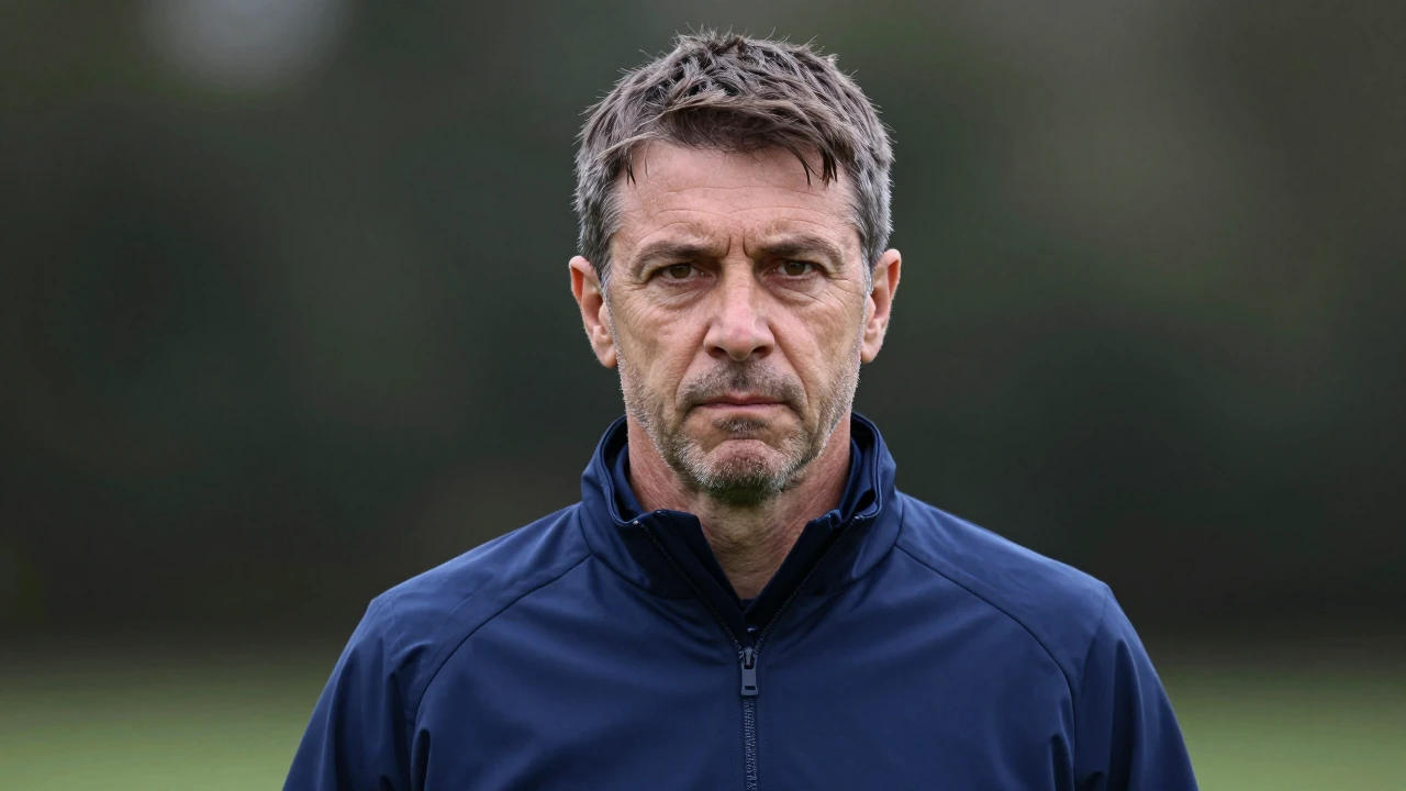 San Lorenzo de Almagro's board is debating a return for former coach Rubén Darío Insua as the club sits 14th in the Liga...