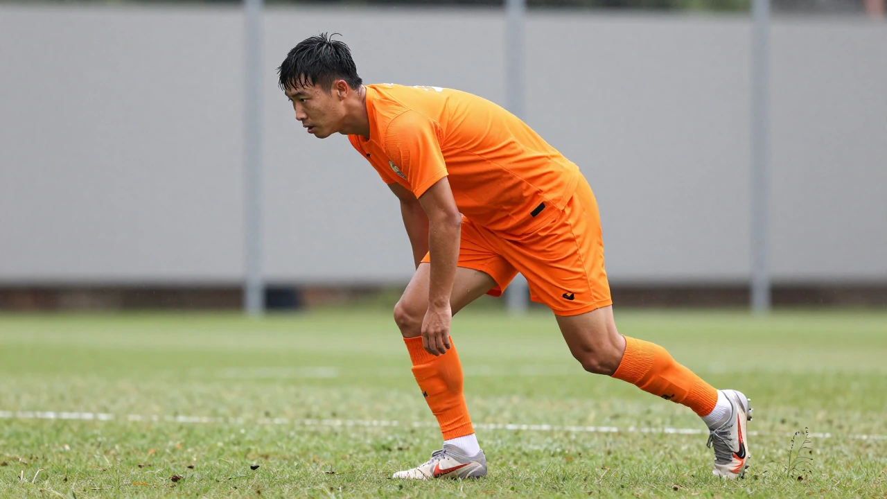 Former Kaizer Chiefs left-back Happy Mashiane is training with Siwelele FC and could join them soon, with the club's...