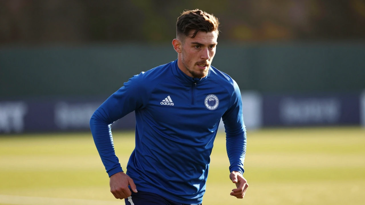 Former Scotland captain Scott Brown says St Johnstone must keep their forwards fit to secure their Premiership status...