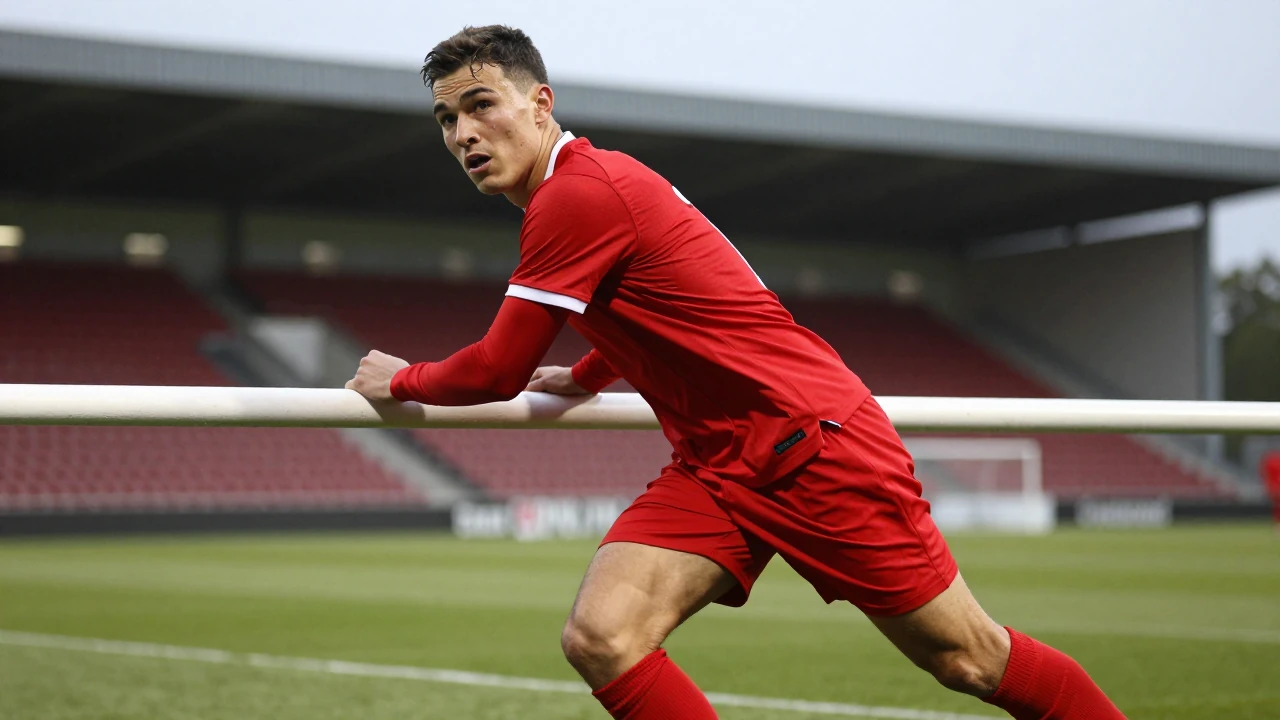 Former Swindon Town defender Will Wright has signed for Boreham Wood on a three-year deal, moving from Barnet after just...