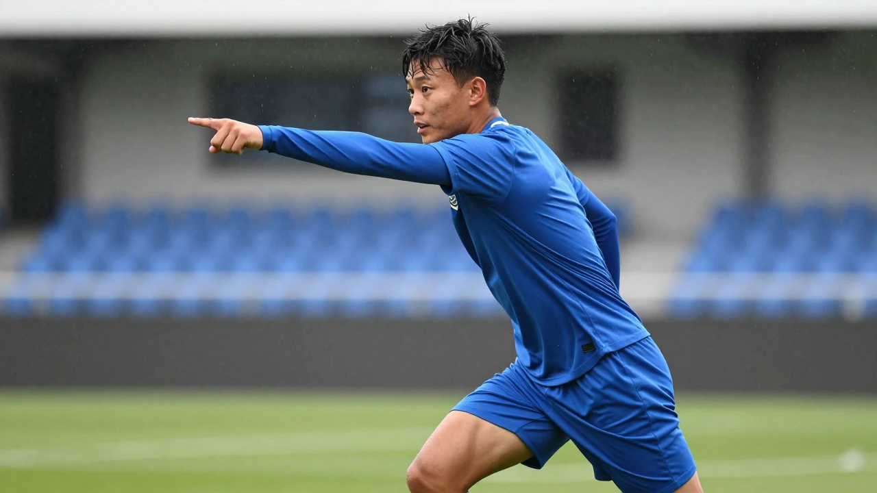 Aldershot Town have signed forward Anisius Lewis from Braintree, with the striker set to provide a new physical dimension...