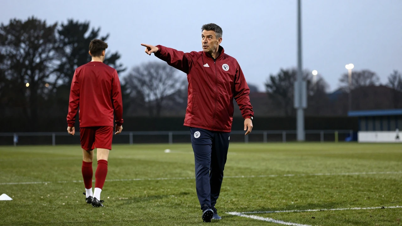 Former Stellenbosch FC coach Steve Barker is using his past battles with RS Berkane to prepare Simba SC for a difficult...