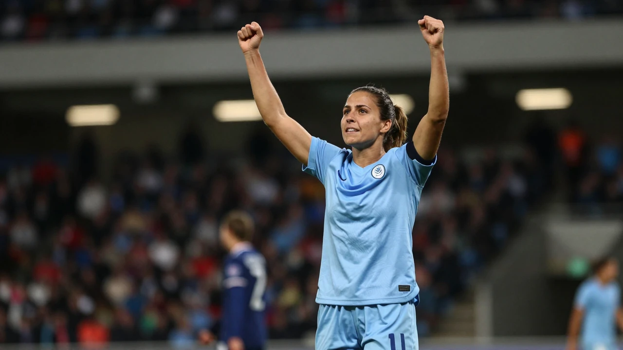 Manchester City Women started their WSL title defence with a 3-1 win, with goals from Mary Fowler and a Khadija Shaw...