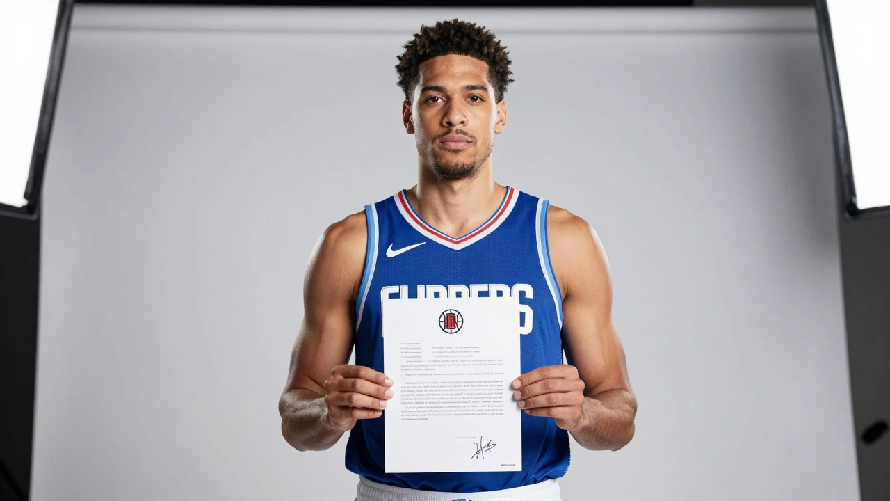 Denver Nuggets Free Agent Signs with Los Angeles Clippers