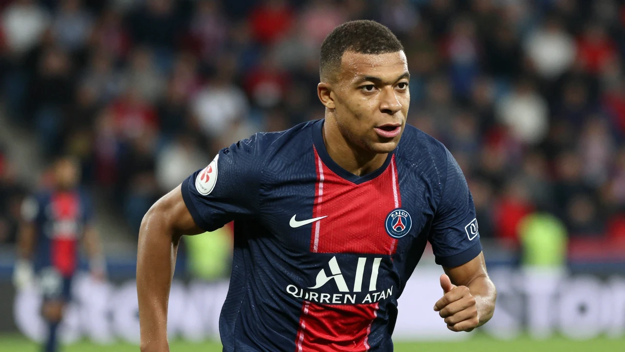 Le Paris Saint-Germain a remplacé Lee, Ramos et Barcola par Torres, Akliouche et Godts, renforçant son attaque après un...