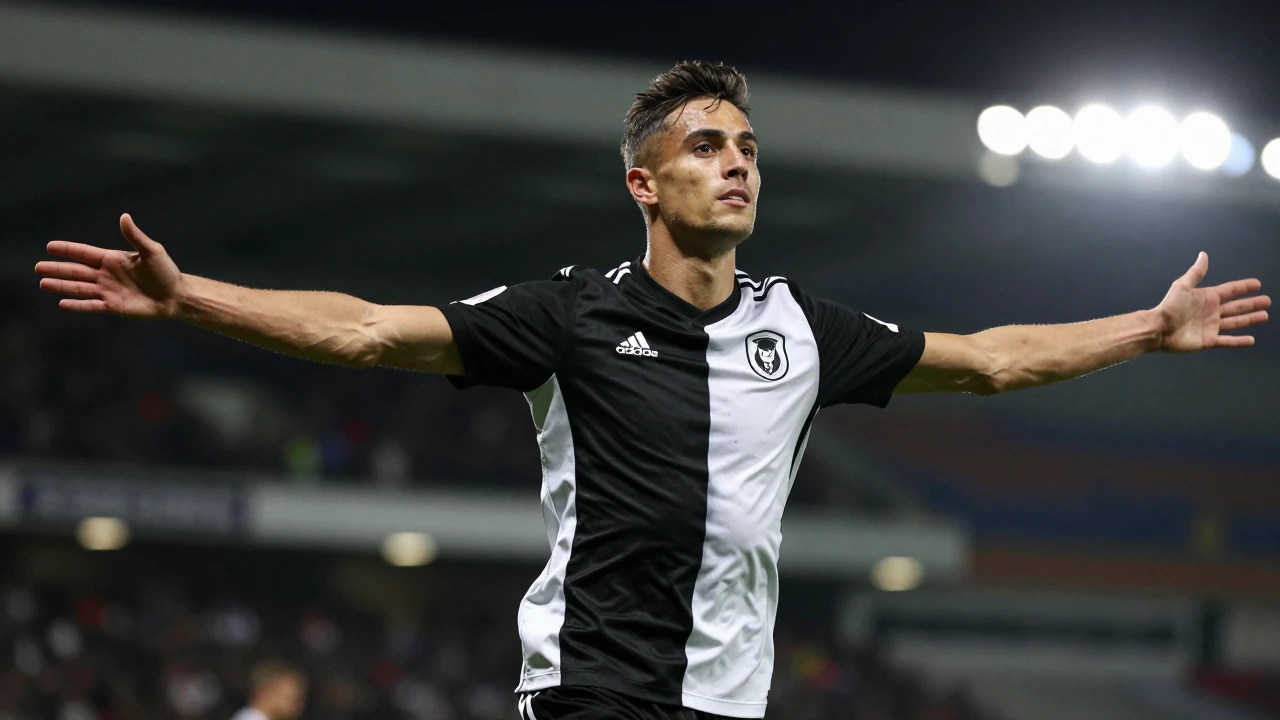 Jardell Kanga scored a stoppage-time equaliser on his Motherwell debut to snatch a 3-3 draw after St Mirren had led 3-2...