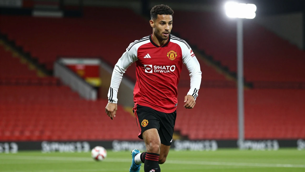 Manchester United's summer transfer window remains uncertain, with the team weighing a surprise change in recruitment...