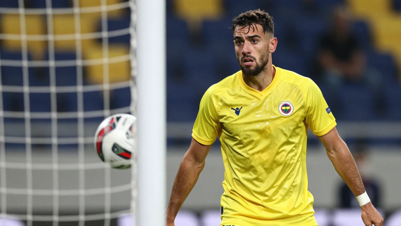 Fenerbahçe SK: Fenerbahçe, Süper Lig'in 4. Haftasında oynanan İstanbul derbisinde Besiktas'a 2-1 mağlup oldu
