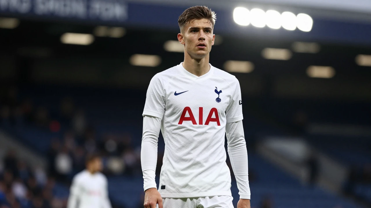 Sheffield Wednesday are reportedly interested in signing Tottenham Hotspur striker Dane Scarlett, who has struggled to...