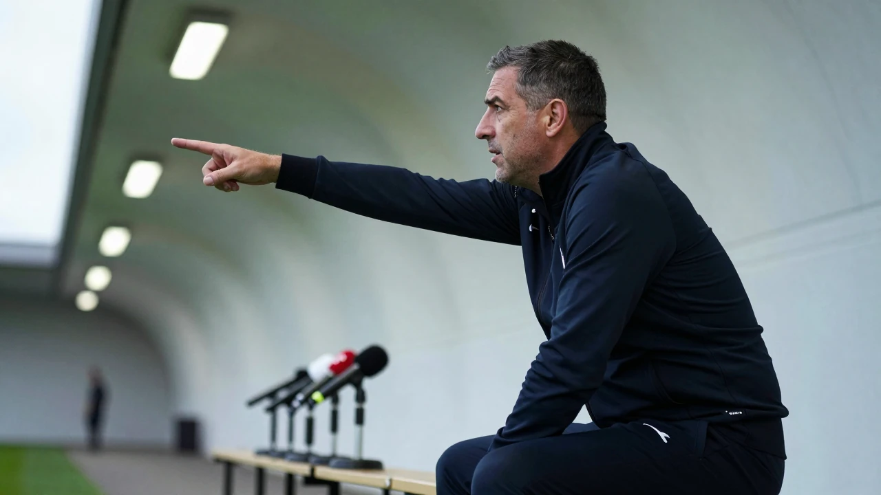 El entrenador del Levante, Luís Castro, afirmó que el Atlético de Madrid es un rival más potente que en la pasada...
