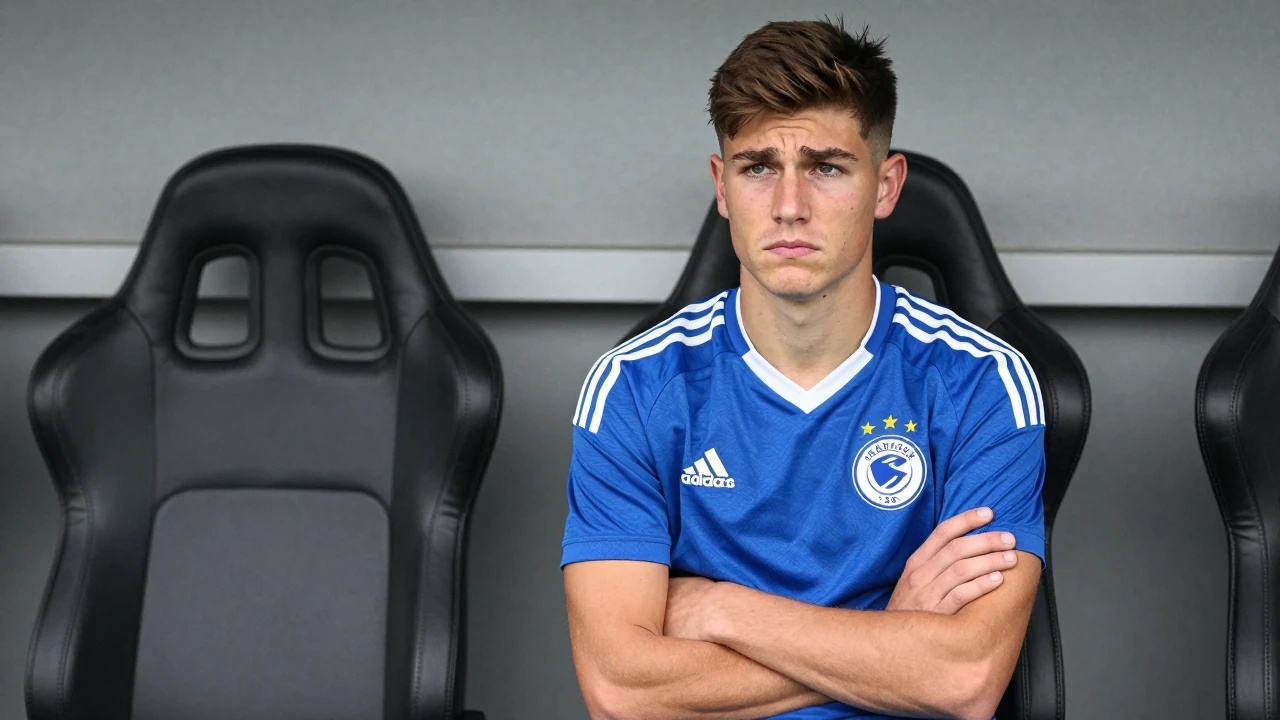 AZ Alkmaar-middenvelder Kees Smit deelt zijn frustratie over een stagnerende zomertransfer