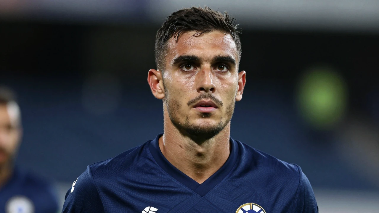 Ez Abde, recovered from a knee injury, will be in the Betis squad for Saturday's match at the Ciudad de Valencia, as...