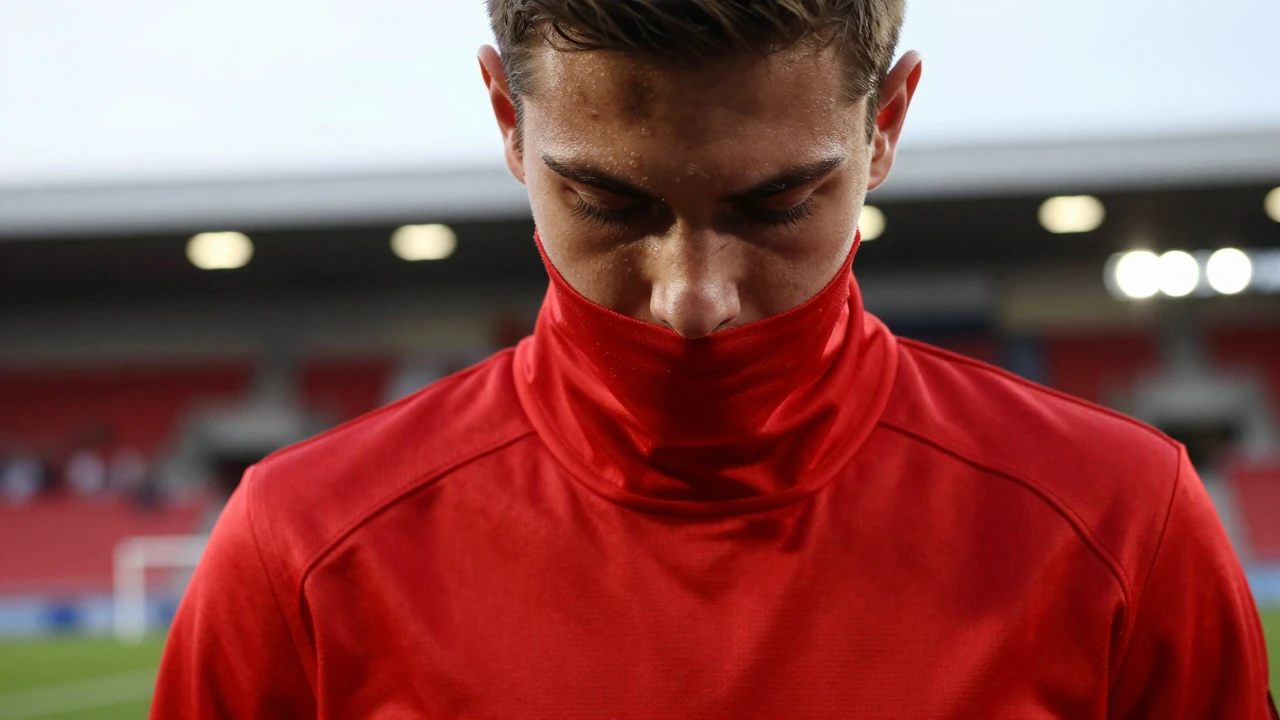 Le champion du monde 2018 a écopé d'un match ferme et d'un avec sursis après son expulsion contre Rennes, une absence qui...