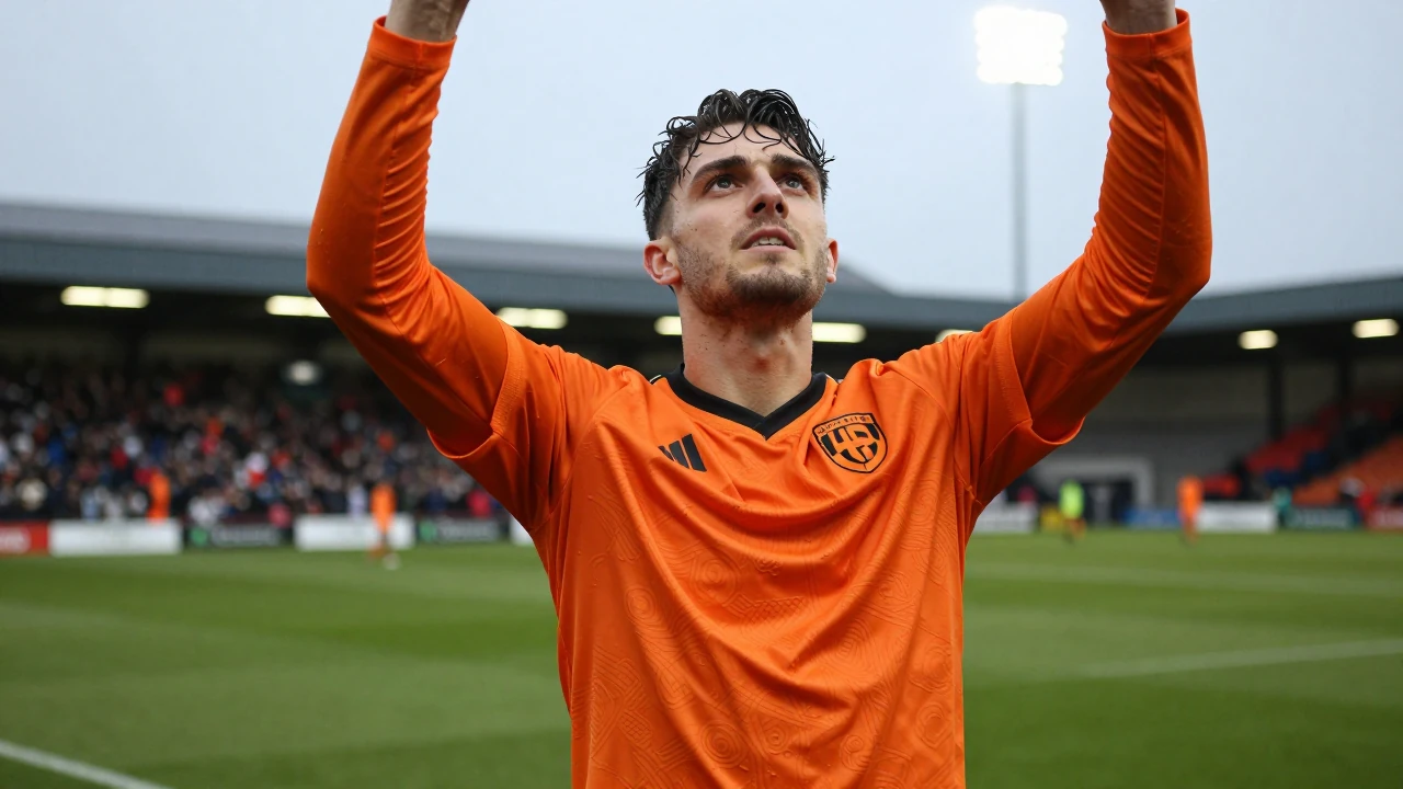 Dundee United host Hibernian in a Scottish Premiership match where both teams are separated by just one point in the table