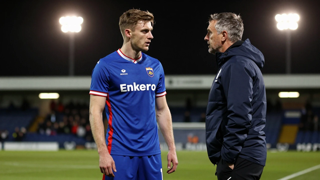 Wycombe Wanderers head coach Michael Duff praised striker Cauley Woodrow after his half-time introduction helped secure a...
