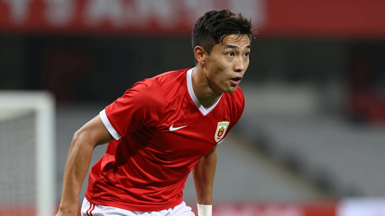 Bristol City's transfer window is heating up as the club's interest in Reyes Cleary is revealed