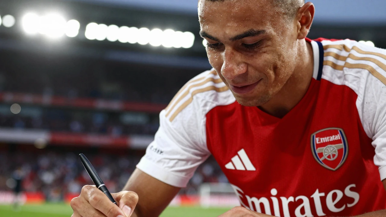 Arsenal secures long-term Emirates sponsorship deal worth $550M, solidifying its position in Premier League history