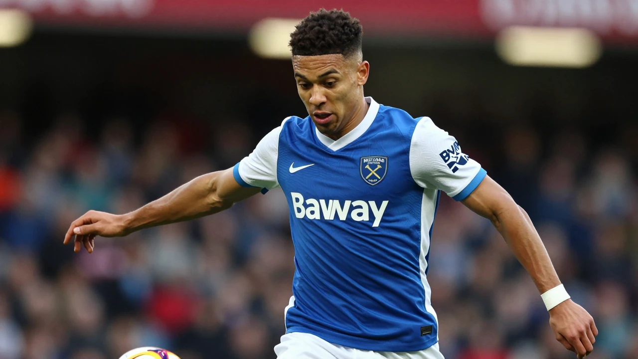 West Ham United urged to sign CJ Egan-Riley as they look to improve their defense in the summer transfer window