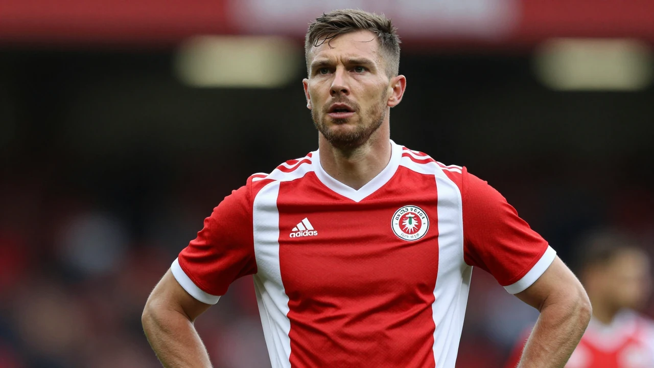 Bradford City captain Antoni Sarcevic has signed a one-year contract extension that keeps him at the club until the...