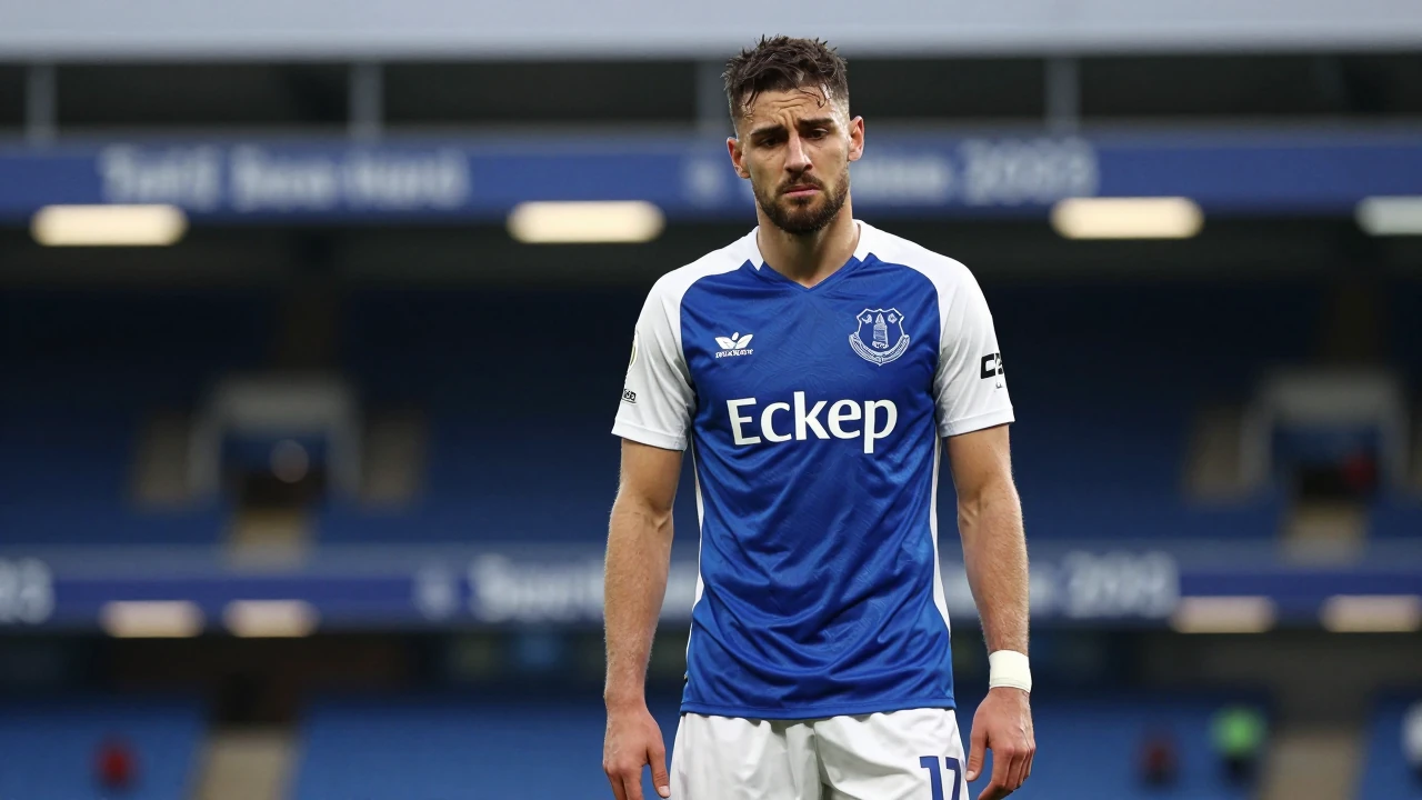 Everton Transfer Target Daniel Munoz May Not Happen as David Moyes Seeks Different Type of Defender