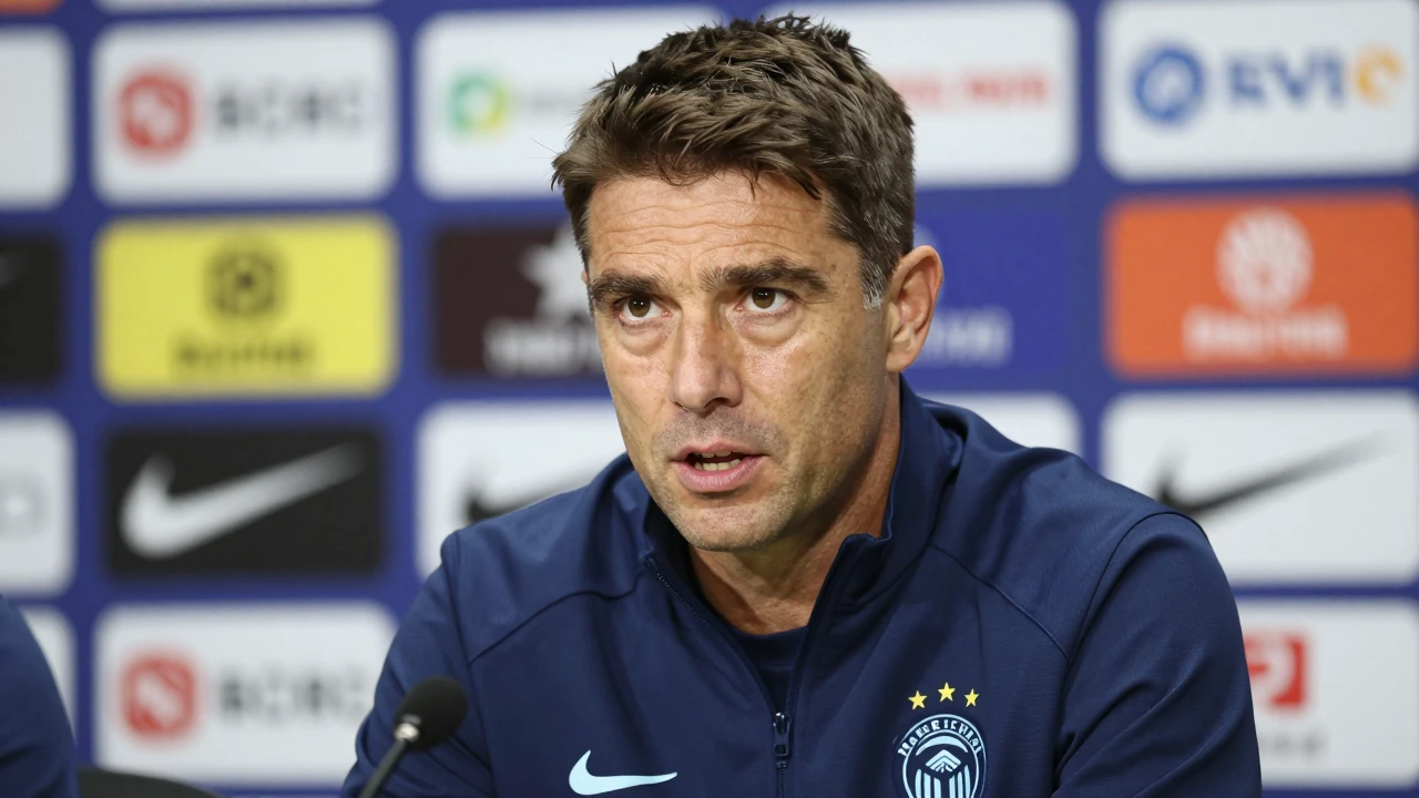 El entrenador del RCD Espanyol, Manolo González, define la diversión como ganar y bromea con montar un 'Cirque du Soleil'...