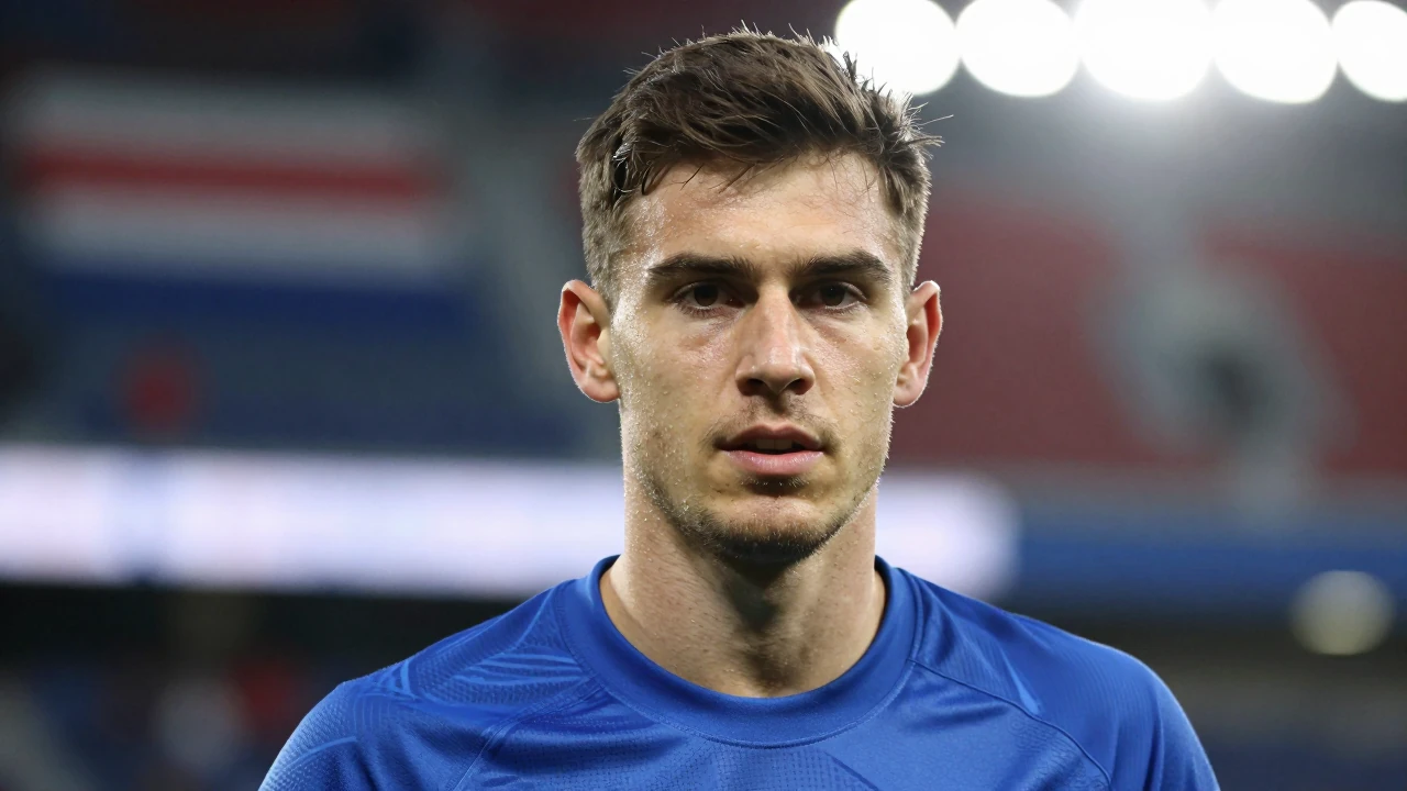Le Paris Saint-Germain envisage d’attirer le jeune gardien japonais Zion Suzuki, mettant en doute le statut de titulaire...