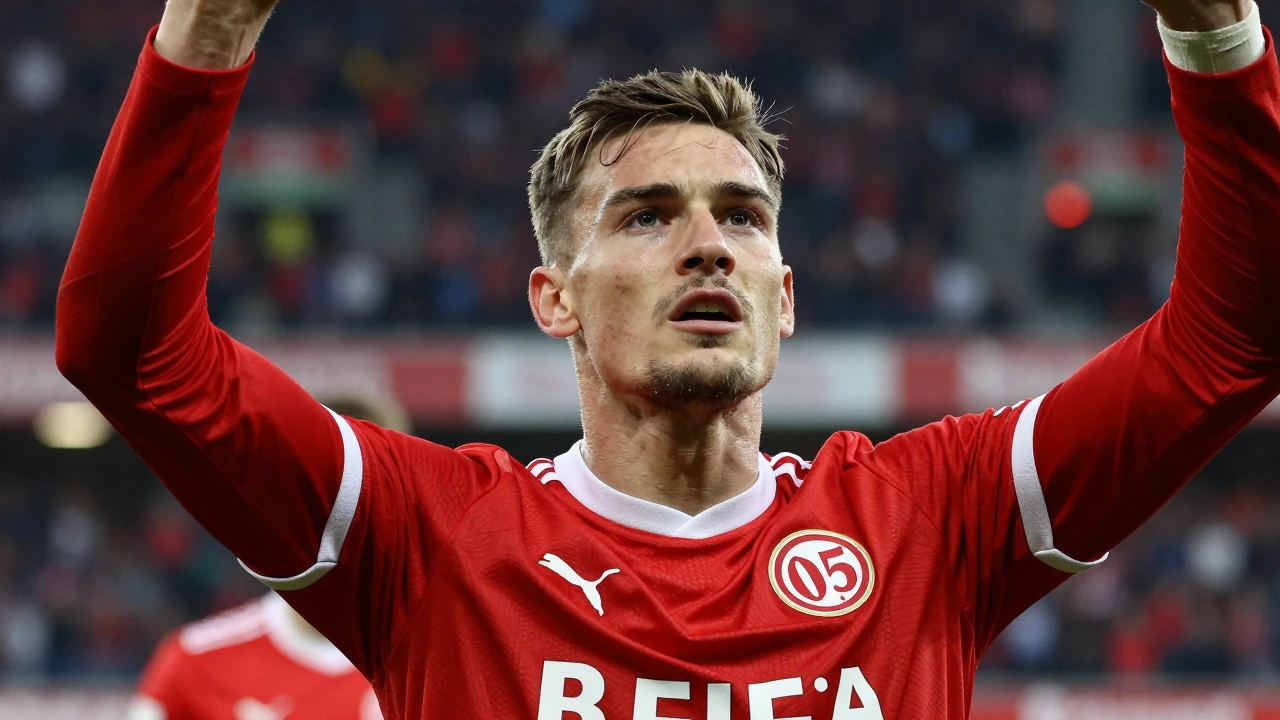 Mainz 05 gewinnt beim Hamburger SV mit 5:0 und sammelt nach zwei Spieltagen vier Punkte, wobei Sheraldo Becker ein Tor...