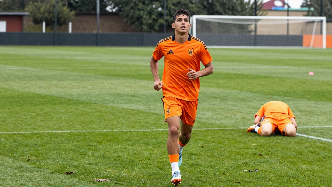 El exjugador del Valencia, ahora en el Arsenal, visitó Paterna y expresó su confianza en que el equipo, 19º en La Liga...