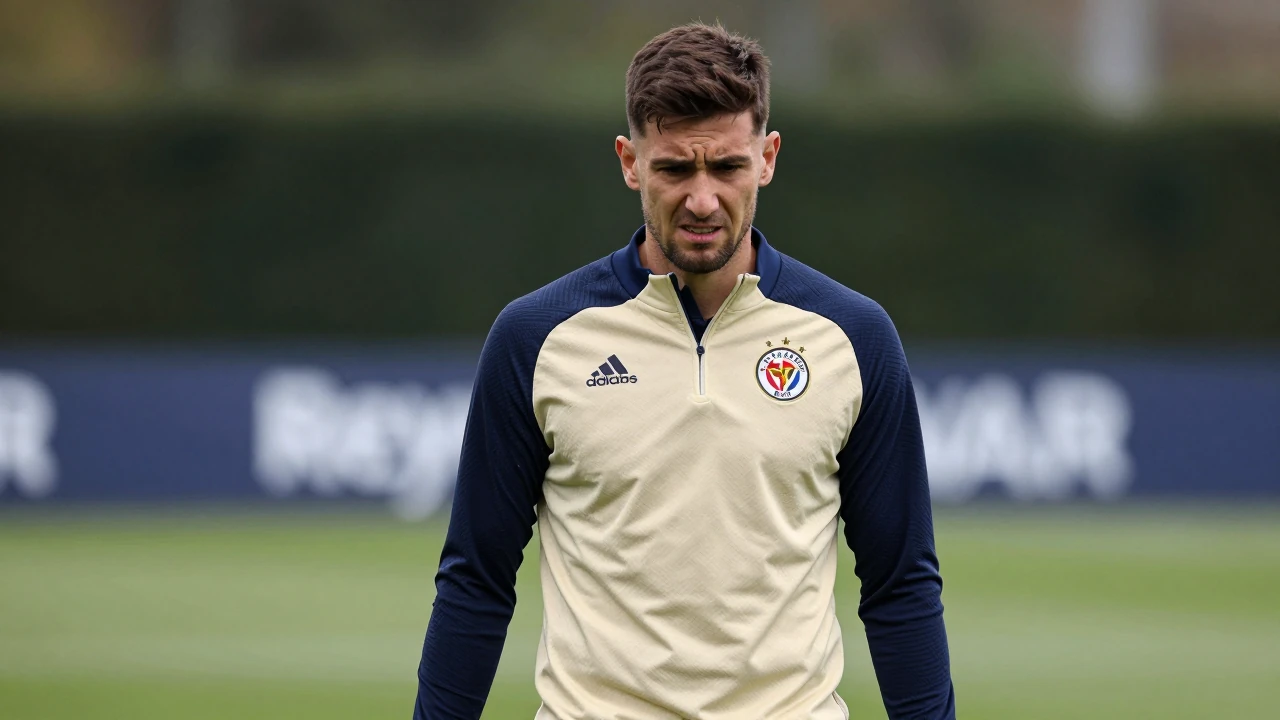 El medirocampista senegalés Pathé Ciss sega entrenar con el Rayo Vallecano tras pedir su salida del mercado de verano