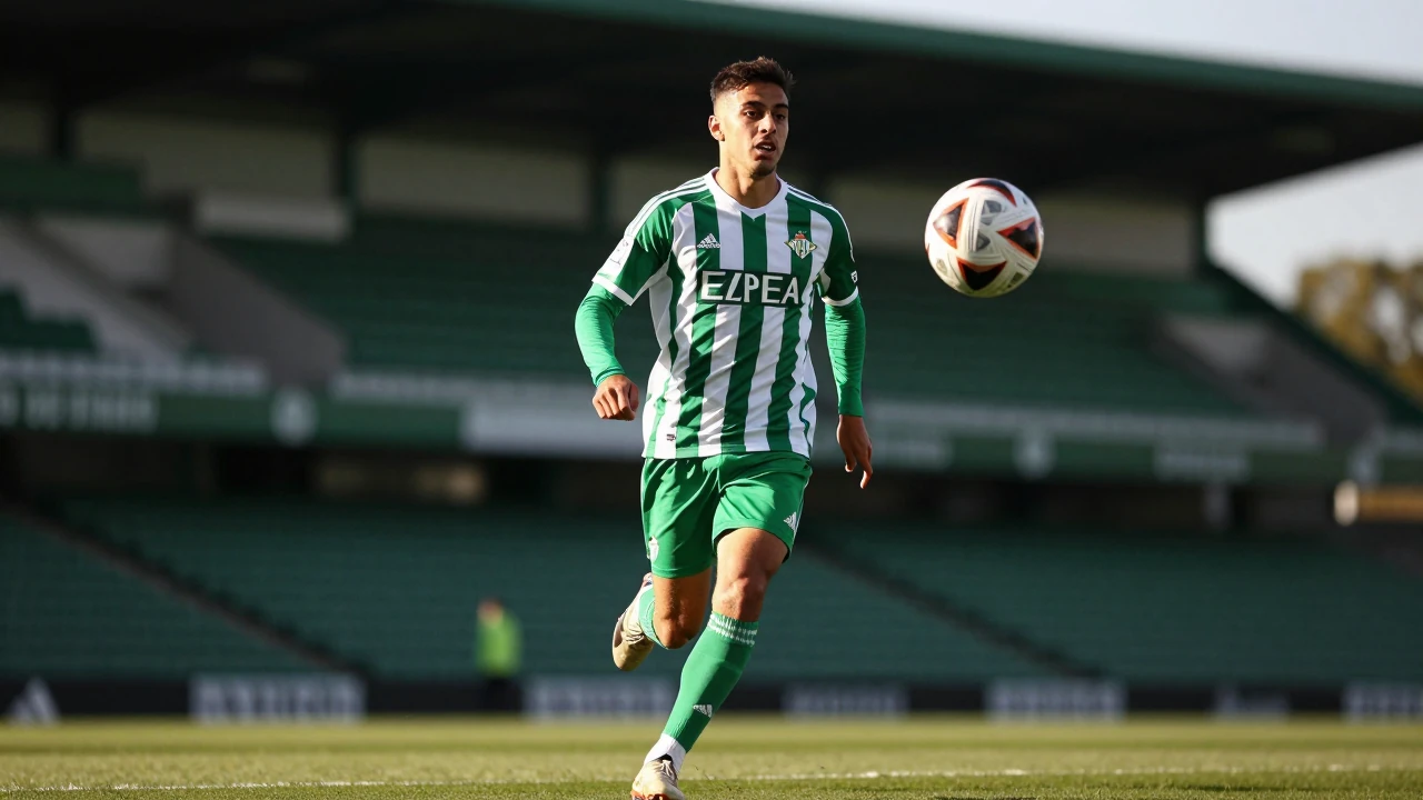 El Real Betis Balompié, tercero en La Liga, recibe al Getafe en el Benito Villamarín con una racha de tres triunfos...