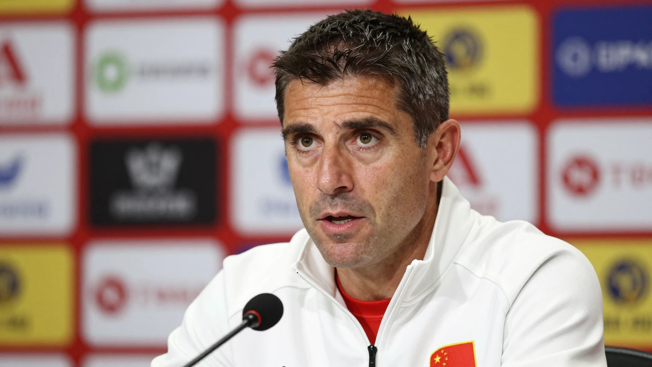 Daniel Farke has detailed the qualities of new Leeds United signings Melvin Bard and Jean-Mattéo Bahoya ahead of the...