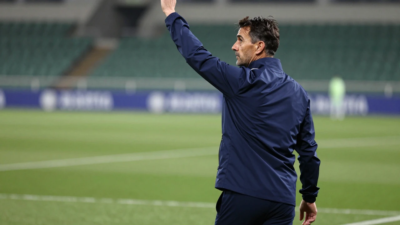 De voormalige doelman van Club Brugge, nu sportief directeur bij Patro Eisden, sluit een terugkeer naar zijn oude club...