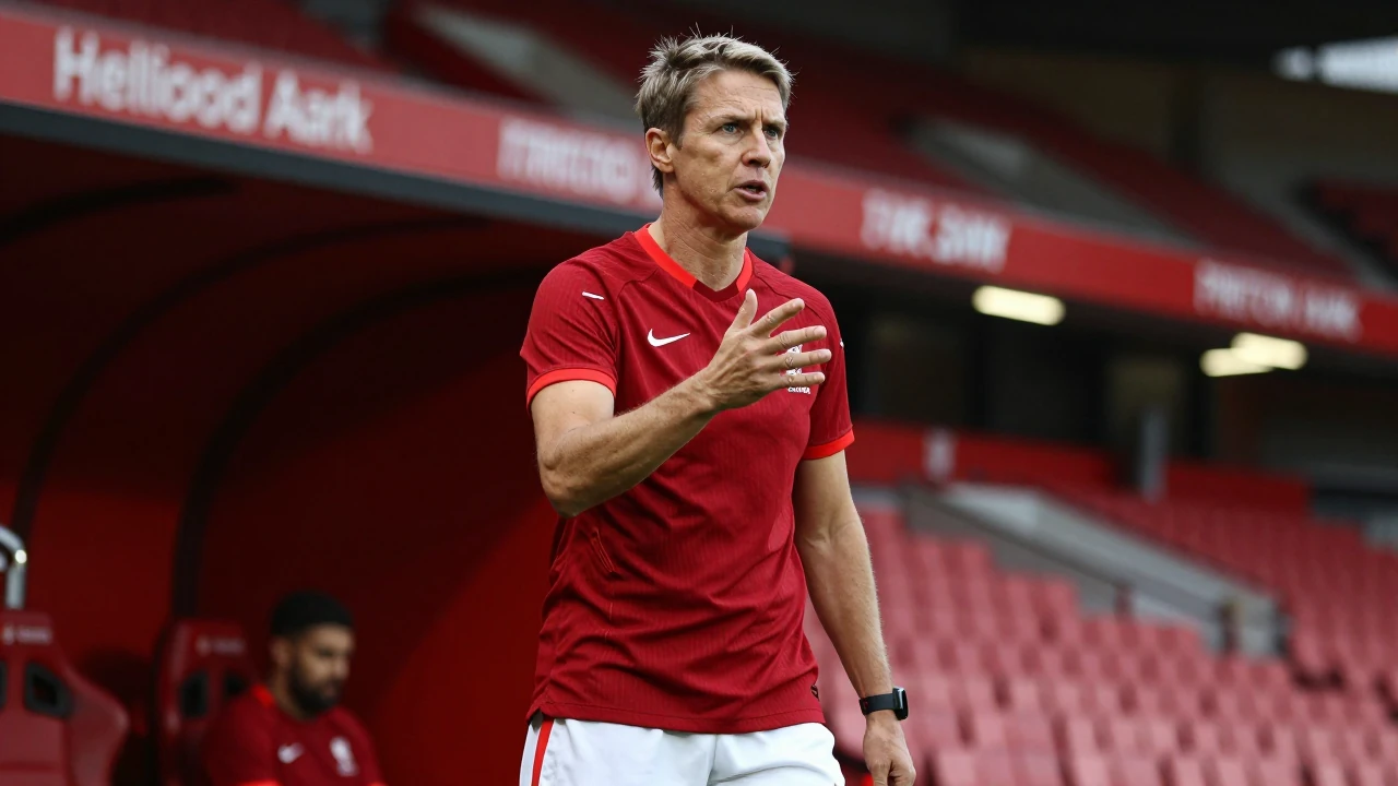Former Liverpool defender Jamie Carragher slammed the Reds’ midfield after a 2-2 draw at Newcastle, saying the current...