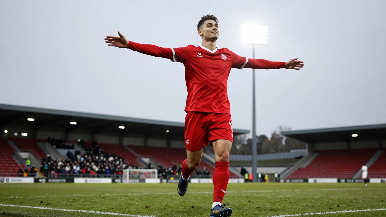 Stürmer Jonathan Burkardt kehrt nach über zehn Jahren im Verein zu Mainz 05 zurück, während das Team mit einem starken...