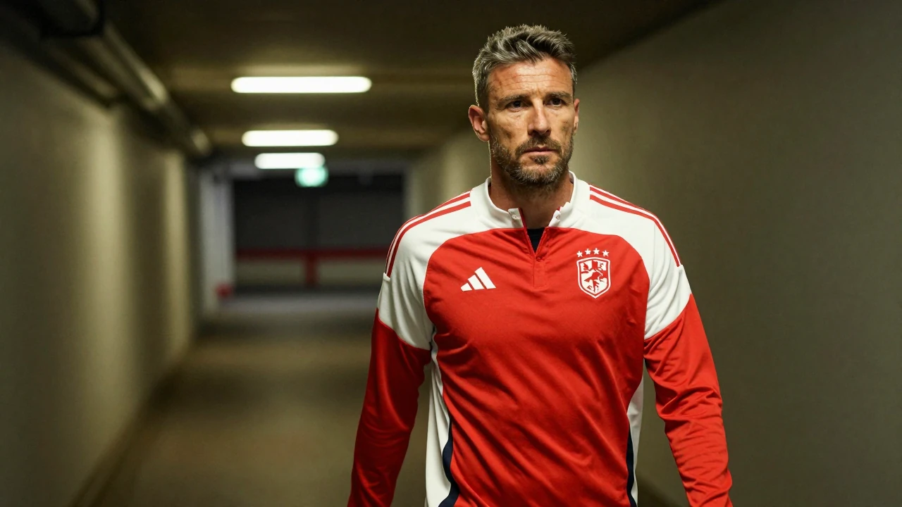 PSV Eindhoven is preparing to sign defender Lutsharel Geertruida on loan from RB Leipzig, with the potential to make the...