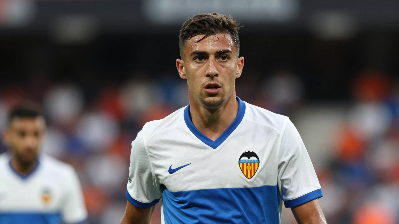 El delantero del Valencia CF, Ansu Danjuma, habla con VCF Media sobre el empate con Stoke City FC y su confianza en el...