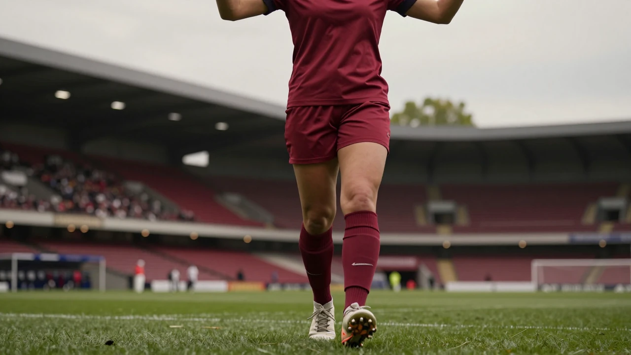 West Ham United Women are calling on their supporters to fill Chigwell Construction Stadium for Sunday's WSL match...