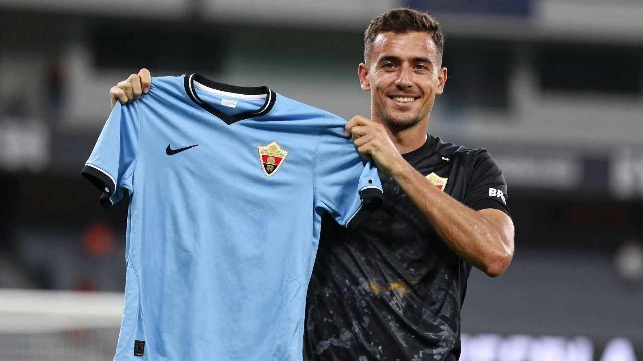Elche CF has assigned the number 10 to Facundo Buonanotte, who aims to recover from a frustrating season in England and...
