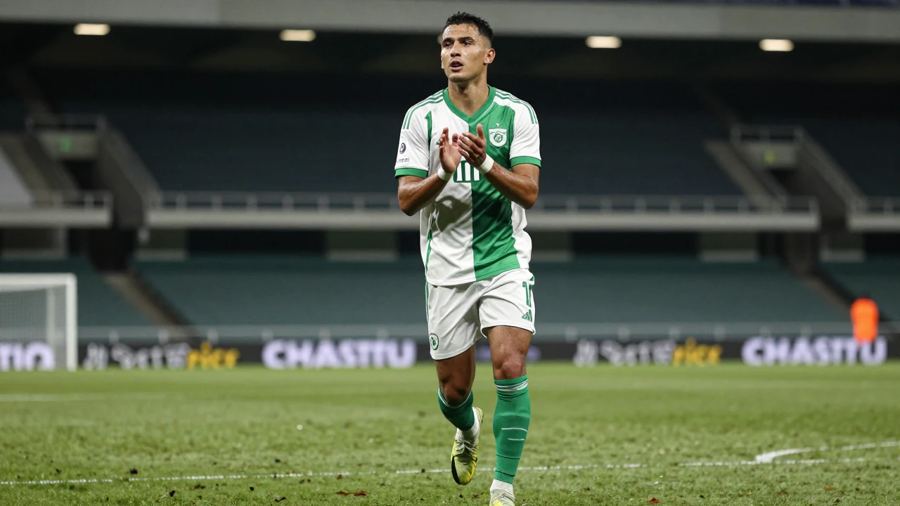 Racing Santander visitará el Spotify Camp Nou sin el centrocampista Andrés Martín y el portero Simon Eriksson, ambos...