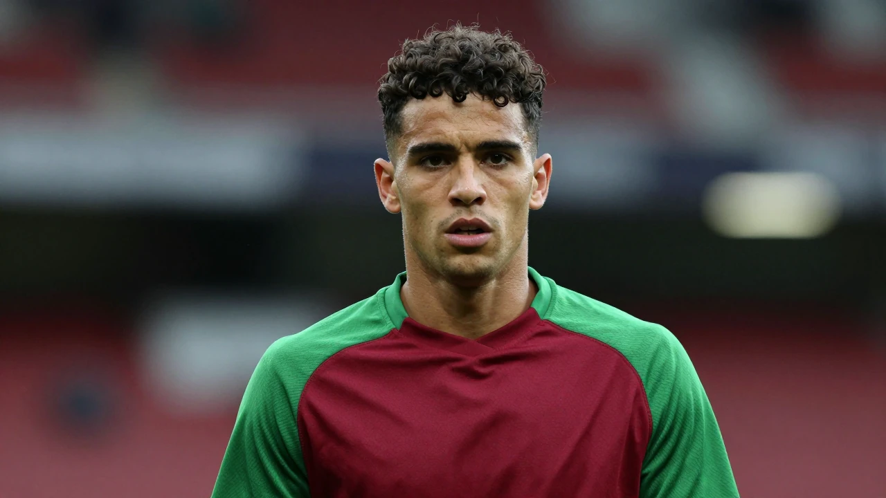 Centre-back Reece Welch, previously with Everton, has signed with Bradford City on a trial basis