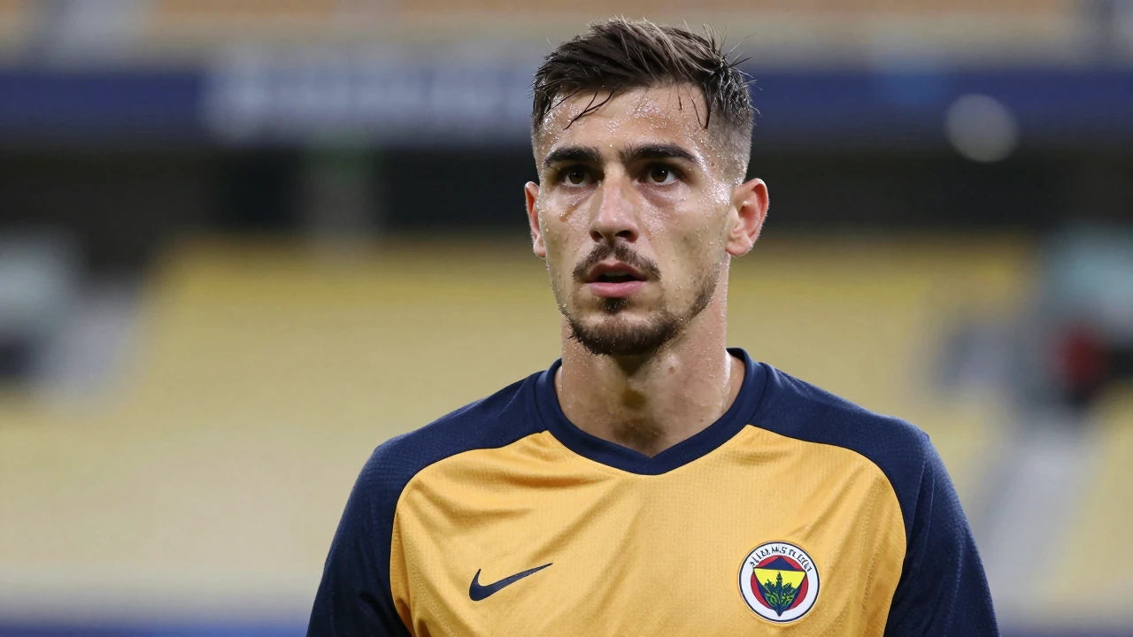 Fenerbahçe SK: Fenerbahçe, UEFA Şampiyonlar Ligi play-off turu revanş maçında Lyon'u 2-1 yendi ve lig aşamasına çıktı