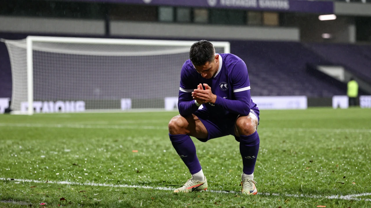 Giulian Biancone loopt een spierblessure op maar ontloopt een zware scheur, waardoor de Anderlecht-verdediger na de...