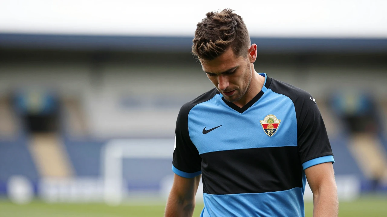 Barcelona is open to receiving offers for up-and-coming defender Héctor Fort, who spent the previous season on loan at Elche