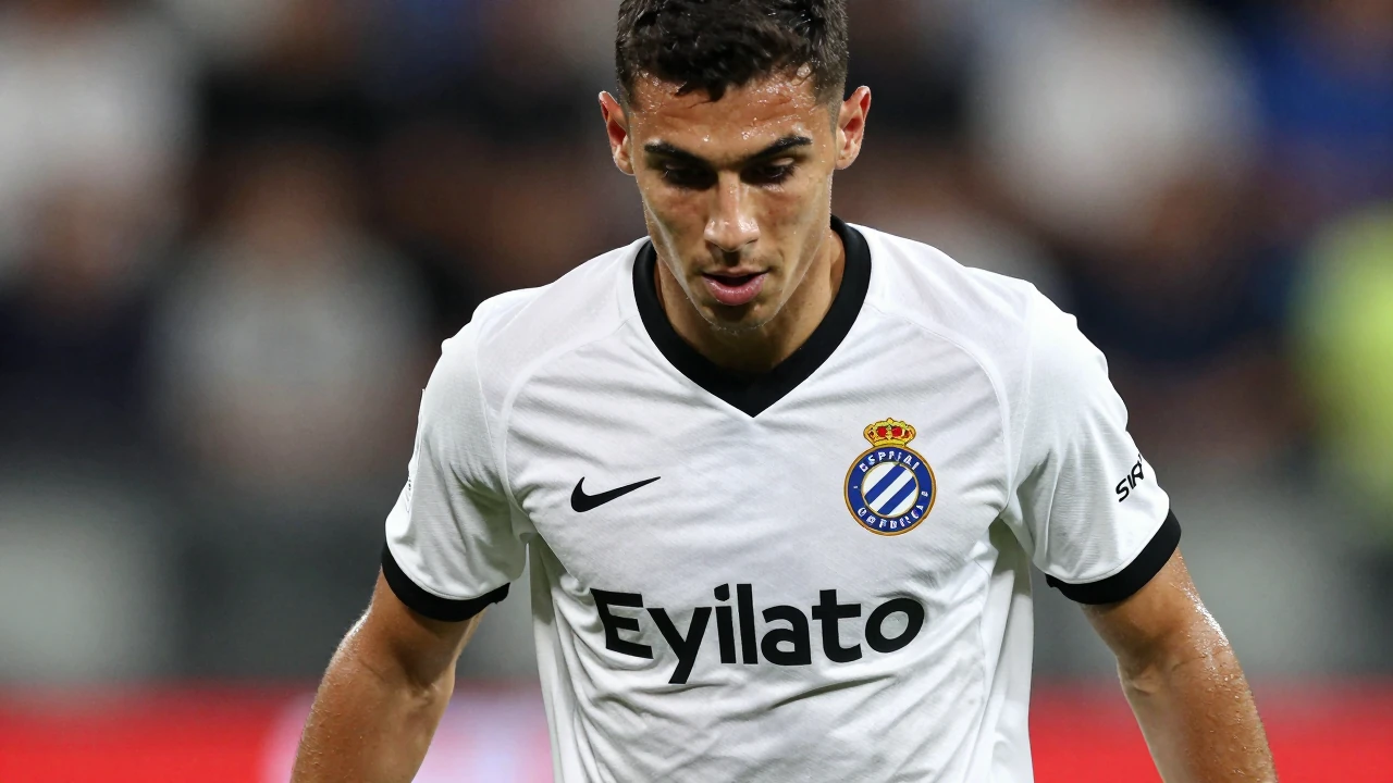 El RCD Espanyol ha anunciado el fichaje del central Unai Nuñez, procedente del Celta, en una operación relámpago que...