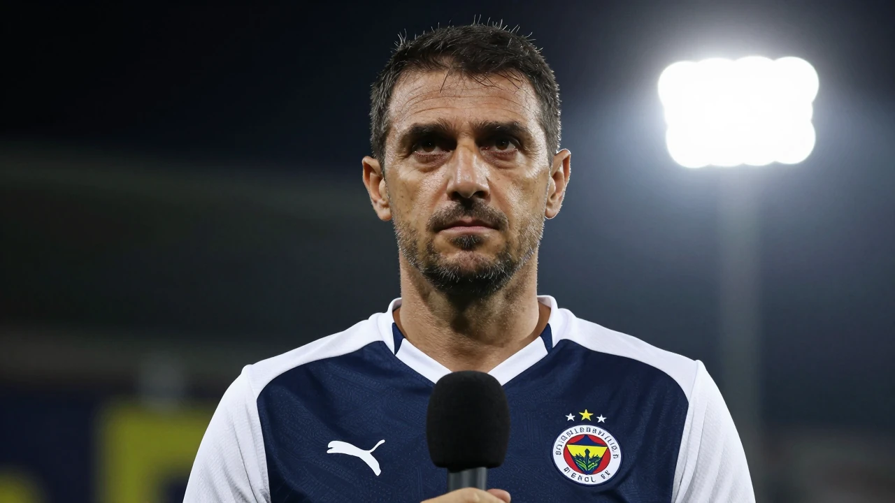 Fenerbahçe SK Yüksek Divan Kurulu Toplantısı canlı yayınına katılanlar ve Şekip Mosturoğlu'nun birlik çağrısı