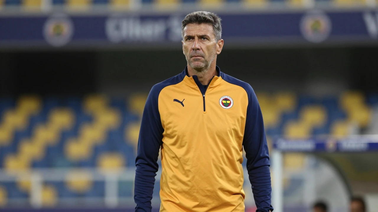 Fenerbahçe SK'nin yeni sezon hedefleri açıklanırken, Oğuz Çetin'in açıklamaları dikkat çekti
