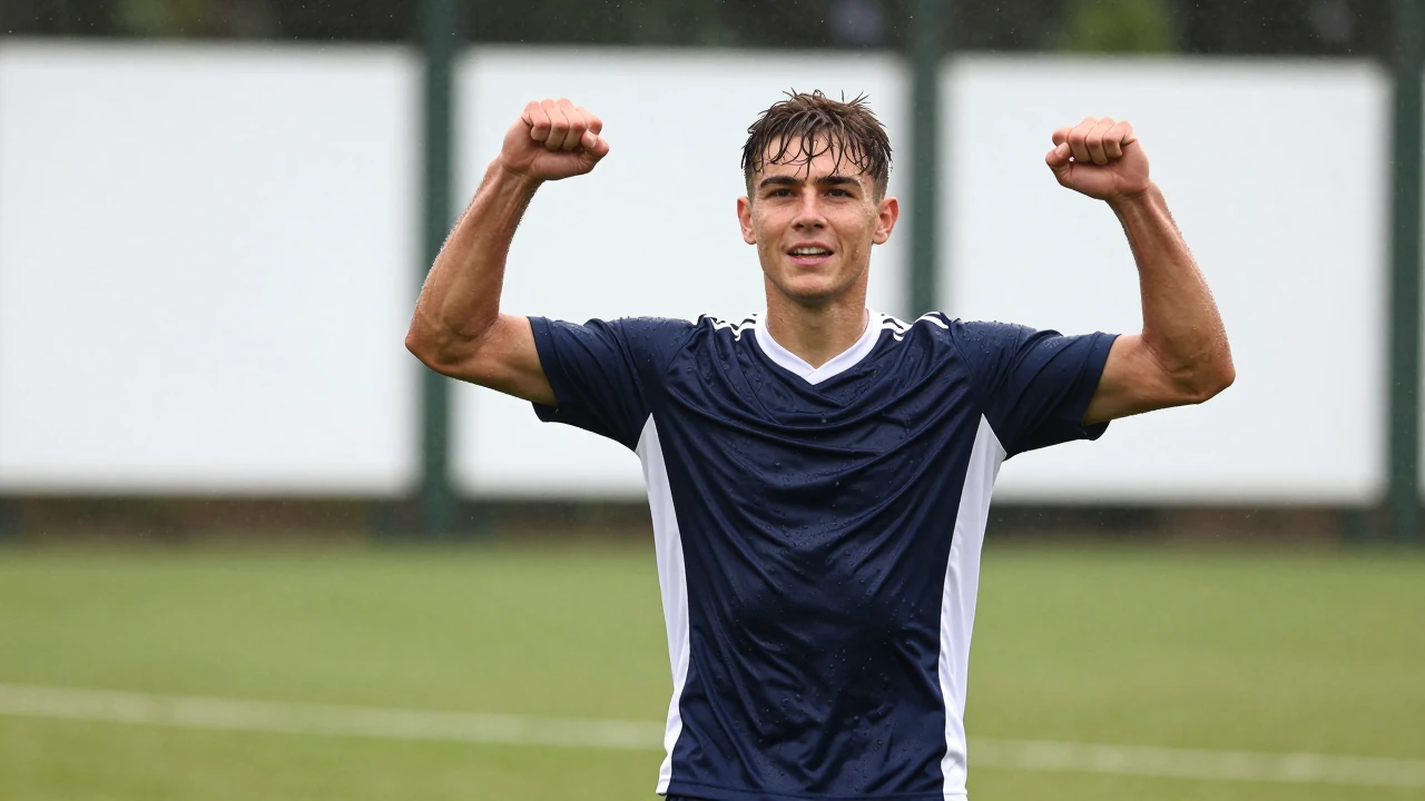 Kieran Phillips' late goal secured a 2-2 draw for Ross County against East Fife, who led twice through Cammie Ross in a...