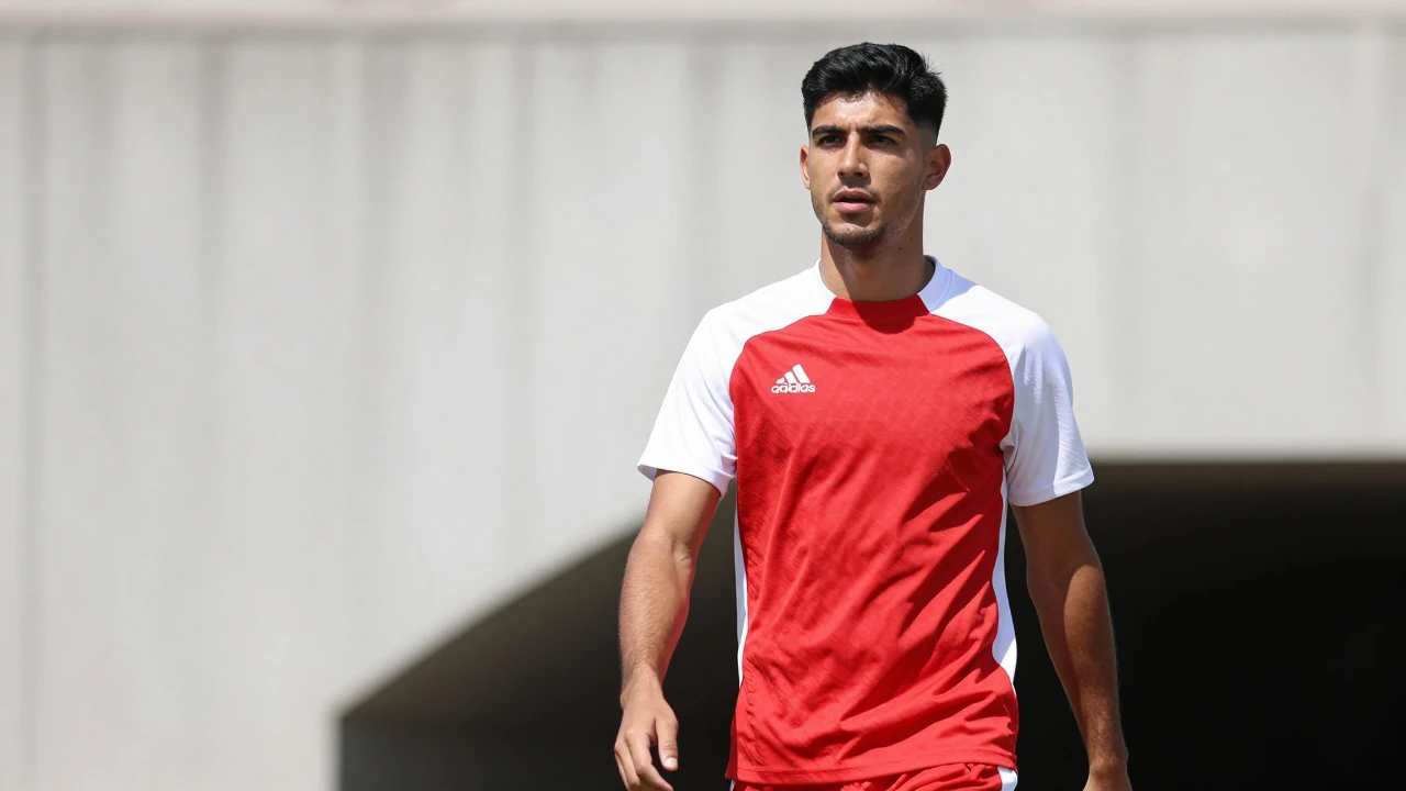 El RCD Mallorca estuvo cerca de fichar al extremo Job Ochieng la pasada temporada, mientras que Sergi Darder y Manu...